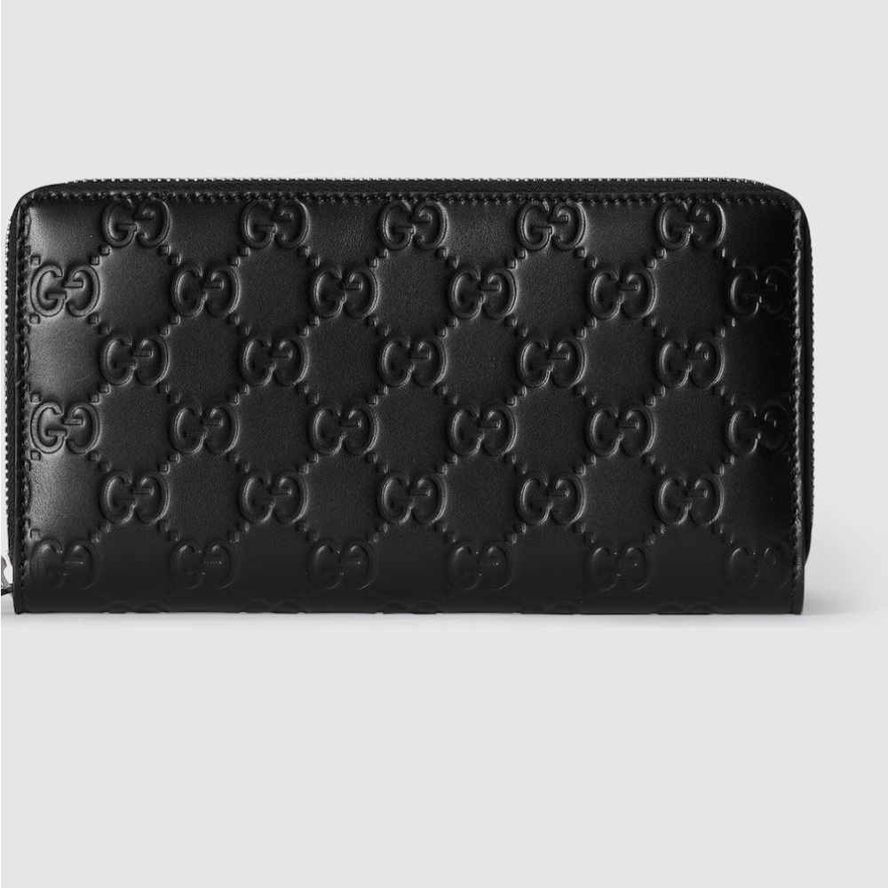 Gucci Emblem Leather Wallet